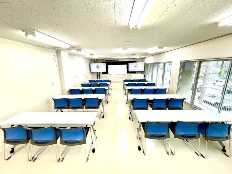 貸し会議室（脳力デザインラボルーム） 写真2