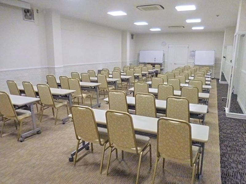 加瀬ビル118 2F Room2  