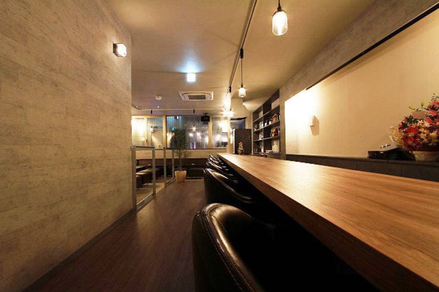 Lounge D 写真2