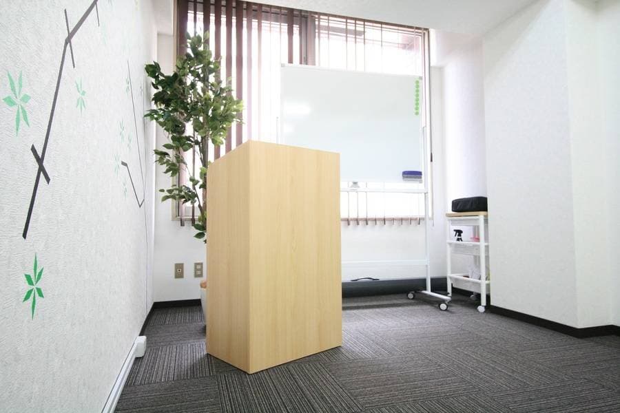 お気軽会議室広島紙屋町leaf　法人に好評 写真5